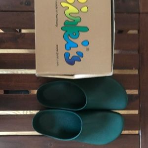 birkinis clogs NWT
